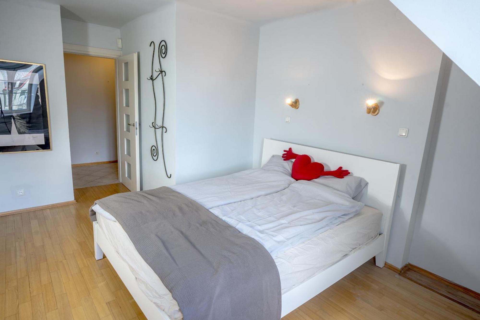 Family Apt For 2-6 - Amazing Barbacan Walls View Leilighet *